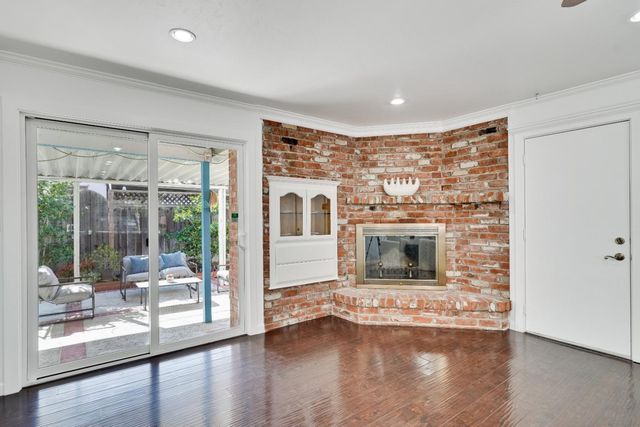 1040 Los Padres Boulevard, Santa Clara, CA 95050