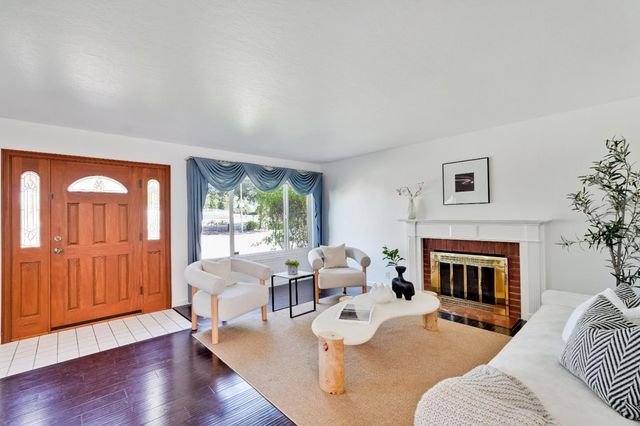 1040 Los Padres Boulevard, Santa Clara, CA 95050