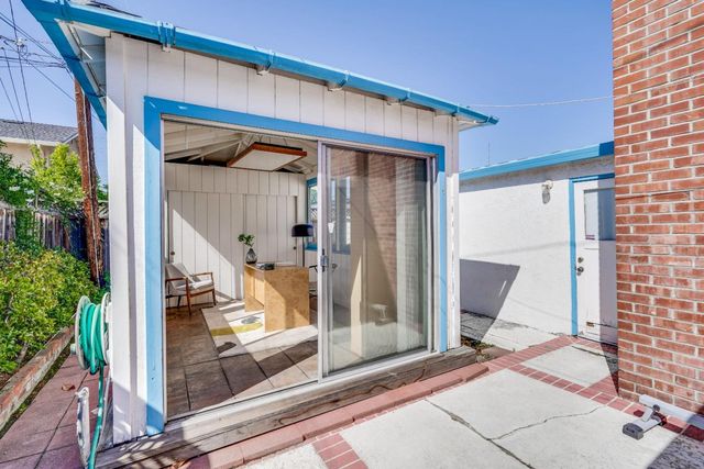 1040 Los Padres Boulevard, Santa Clara, CA 95050