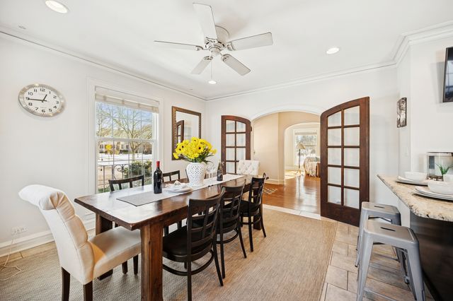 1500 FOREST Avenue, Wilmette, IL 60091