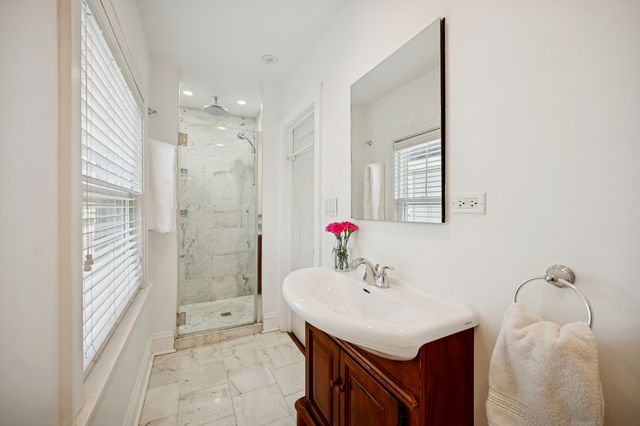 1500 FOREST Avenue, Wilmette, IL 60091