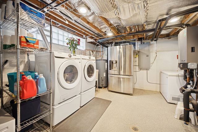 1500 FOREST Avenue, Wilmette, IL 60091