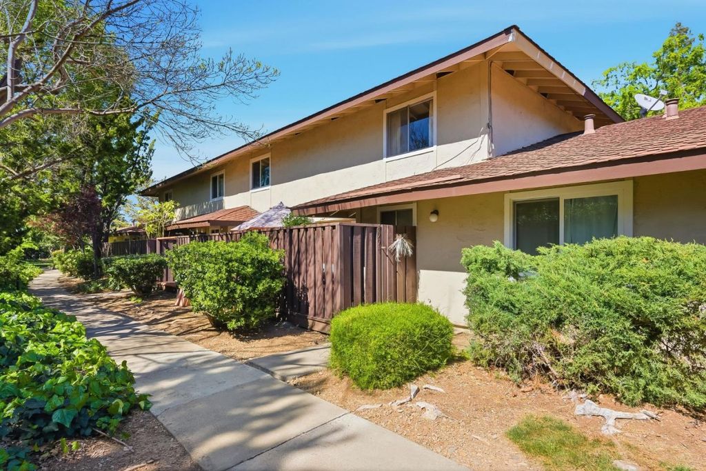 4994 Peach Terrace, Campbell, CA 95008