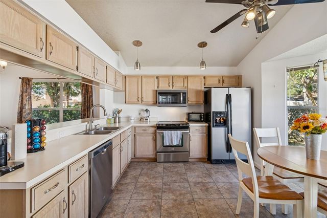 304 STERLING LAKE DRIVE, Ocoee, FL 34761