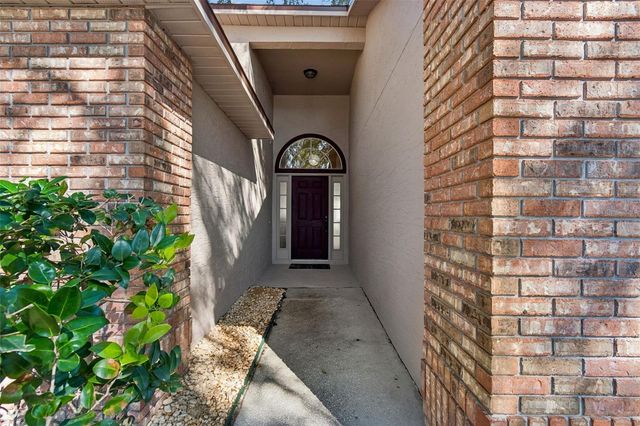 304 STERLING LAKE DRIVE, Ocoee, FL 34761