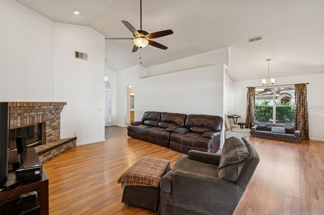 304 STERLING LAKE DRIVE, Ocoee, FL 34761