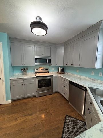 1819 Beaver Ave, Industry, PA 15052