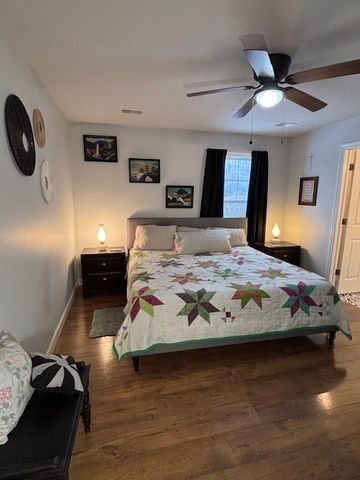 1819 Beaver Ave, Industry, PA 15052