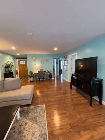 1819 Beaver Ave, Industry, PA 15052