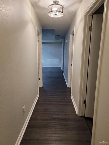 2200 Robin Avenue W, Mcallen, TX 78504
