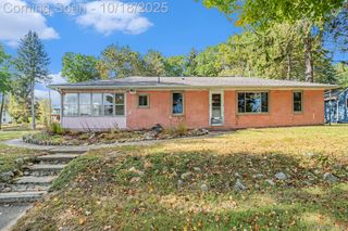 15303 Longfellow Drive, Argentine Township, MI 48418