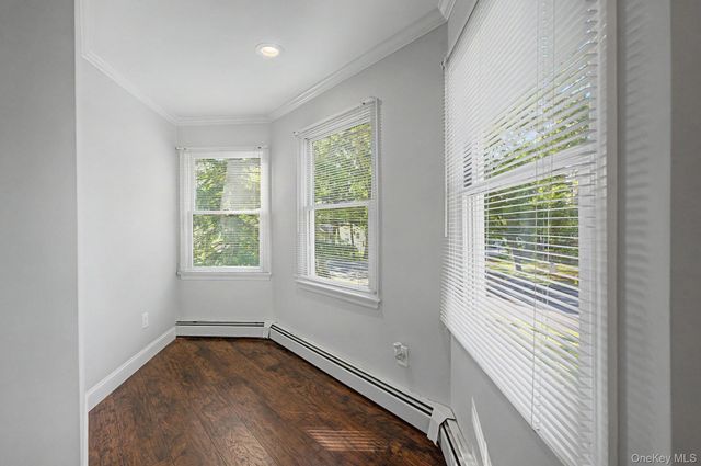20 Richmond Boulevard, Lake Grove, NY 11755