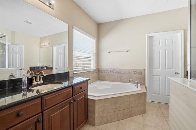 1812 LAKE ROBERTS LANDING DRIVE, Winter Garden, FL 34787