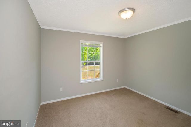 14200 W CATHARPIN RD, Spotsylvania, VA 22551
