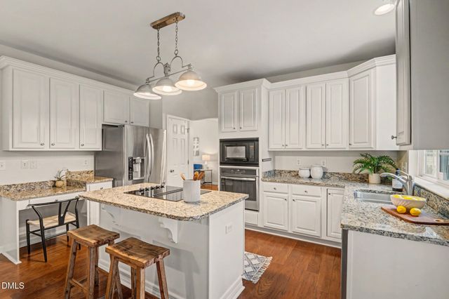 3712 Appling Way, Durham, NC 27703