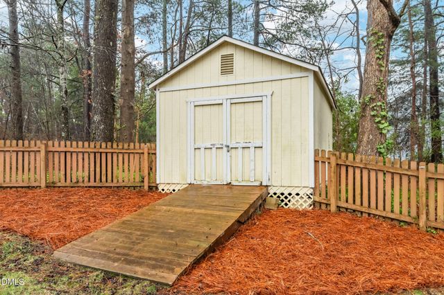 3712 Appling Way, Durham, NC 27703