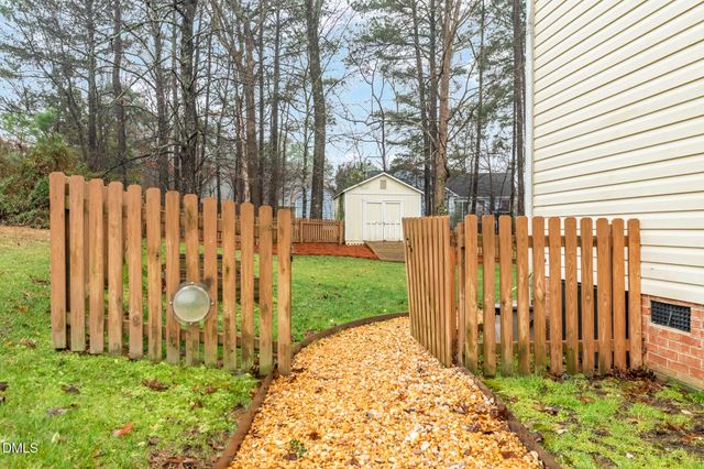 3712 Appling Way, Durham, NC 27703