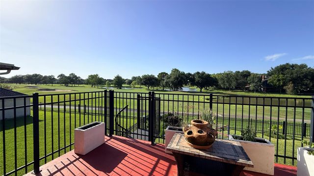 4202 Pebble Beach Drive, League City, TX 77573