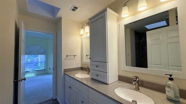 4202 Pebble Beach Drive, League City, TX 77573