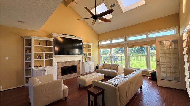 4202 Pebble Beach Drive, League City, TX 77573