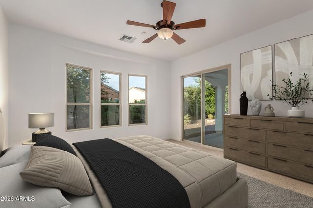 882 E LADDOOS Avenue, Queen Creek, AZ 85140