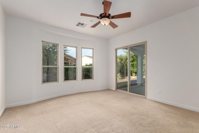 882 E LADDOOS Avenue, Queen Creek, AZ 85140