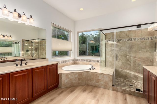 882 E LADDOOS Avenue, Queen Creek, AZ 85140
