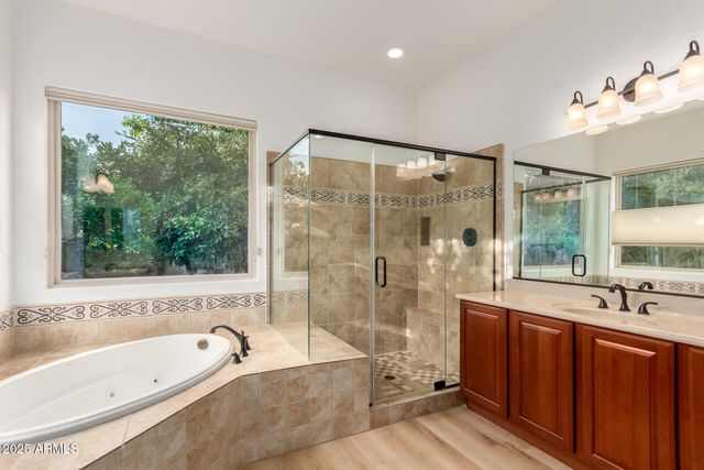 882 E LADDOOS Avenue, Queen Creek, AZ 85140