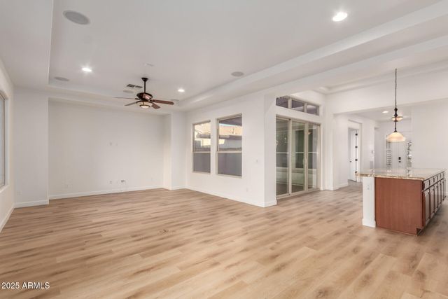 882 E LADDOOS Avenue, Queen Creek, AZ 85140