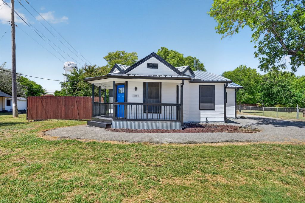 600 Jefferson Avenue, Princeton, TX 75407