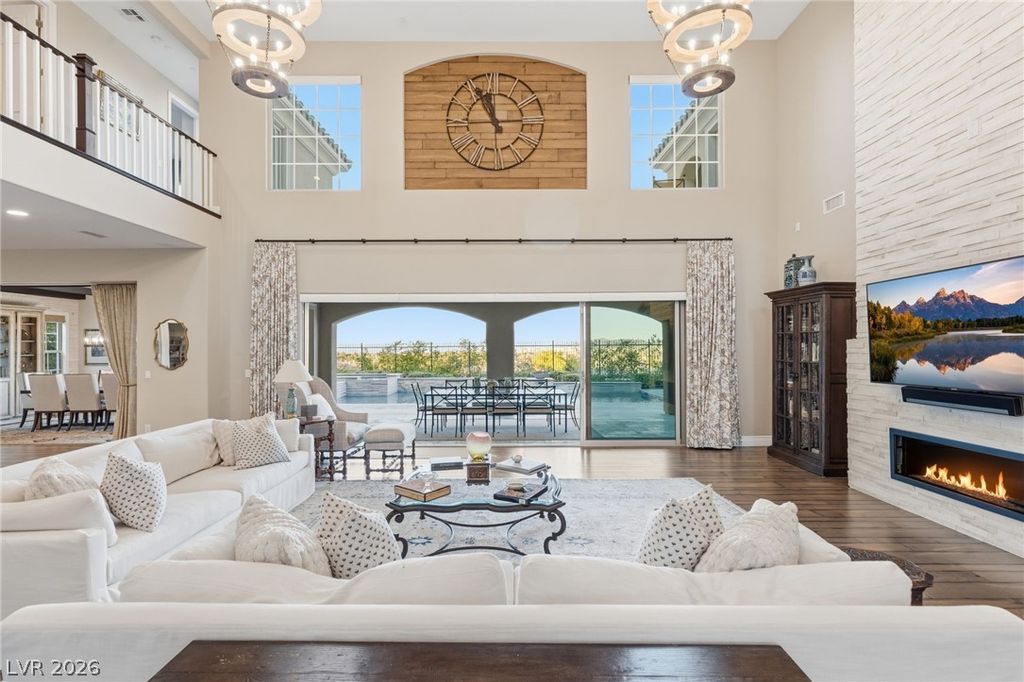 8 Olympia Chase Drive, Las Vegas, NV 89141 — photo 4