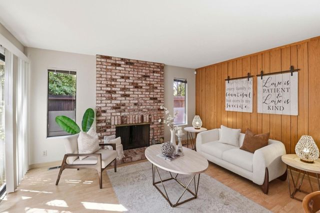 701 Christine Drive, Palo Alto, CA 94303