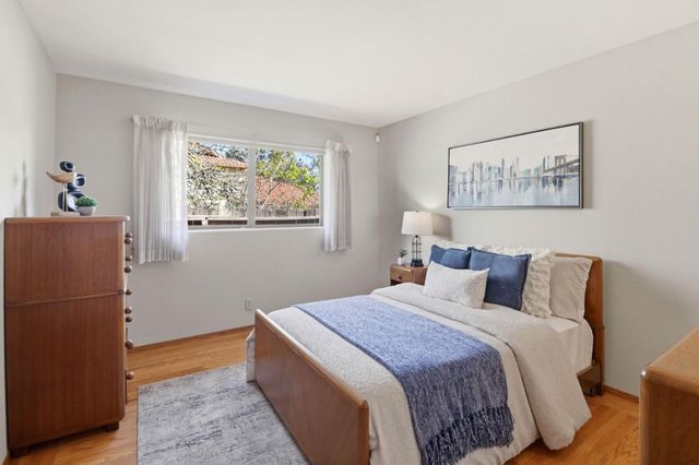 701 Christine Drive, Palo Alto, CA 94303