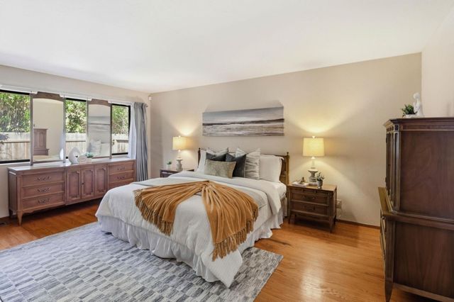 701 Christine Drive, Palo Alto, CA 94303