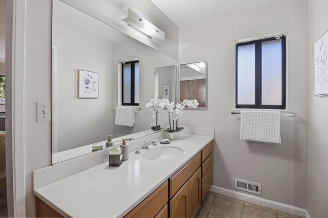 701 Christine Drive, Palo Alto, CA 94303