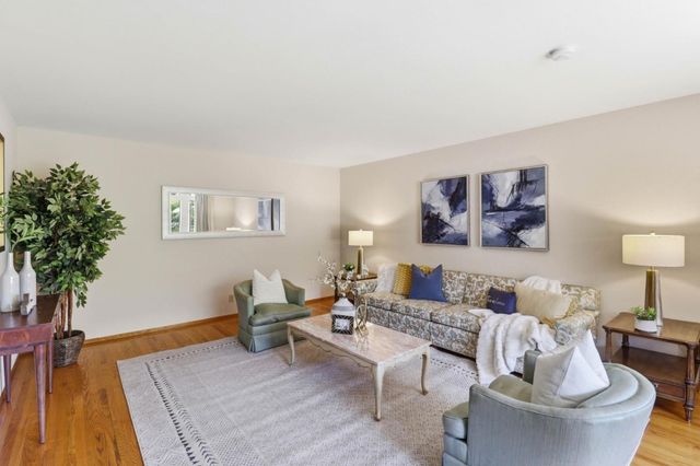 701 Christine Drive, Palo Alto, CA 94303