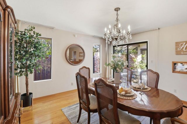 701 Christine Drive, Palo Alto, CA 94303