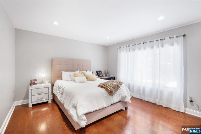 2 Grand 3, Hawthorne, NJ 07506