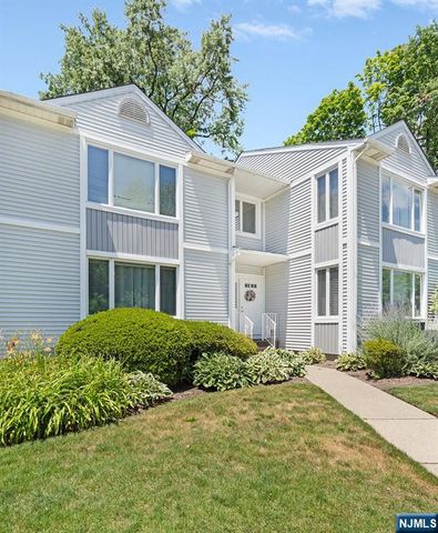 2 Grand 3, Hawthorne, NJ 07506