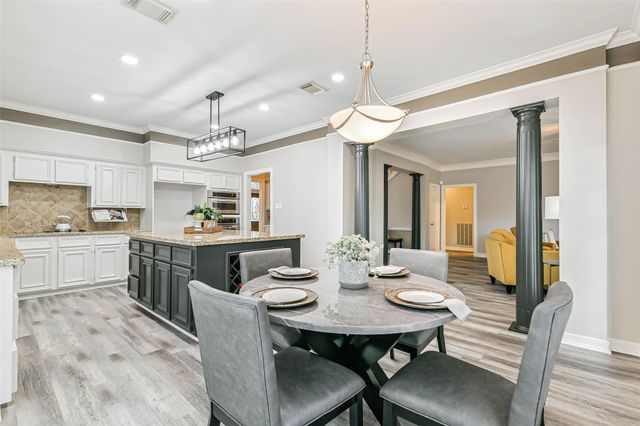 2021 Sandy Coast Circle, League City, TX 77573