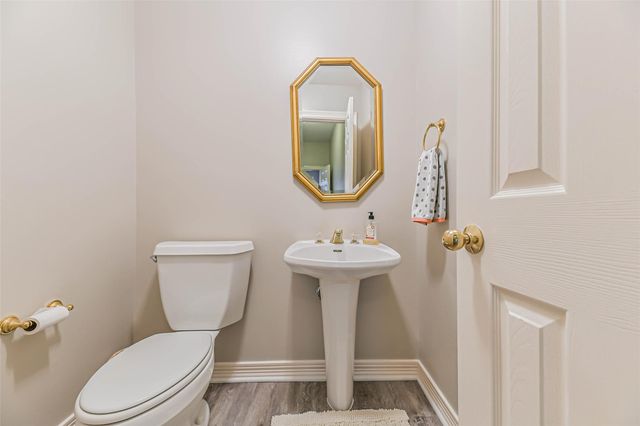 2021 Sandy Coast Circle, League City, TX 77573