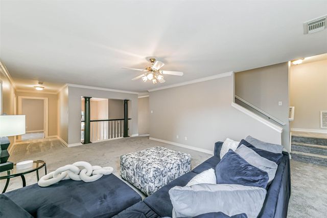 2021 Sandy Coast Circle, League City, TX 77573