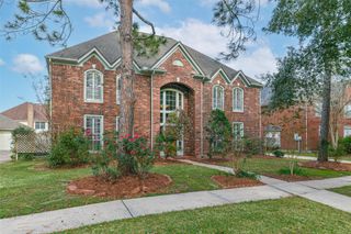 2021 Sandy Coast Circle, League City, TX 77573