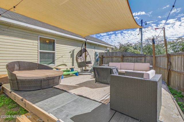 553 LISSIE Court, Macclenny, FL 32063