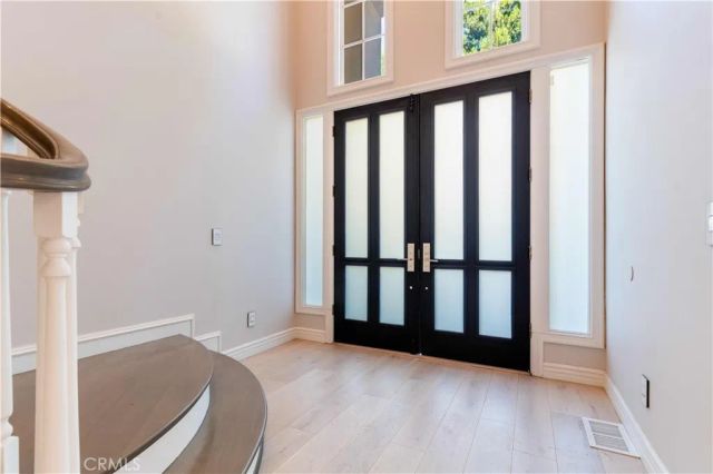 4918 Calvin Avenue, Tarzana, CA 91356