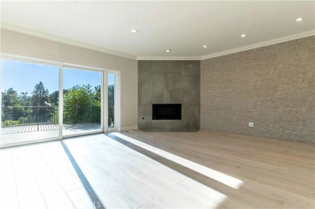 4918 Calvin Avenue, Tarzana, CA 91356