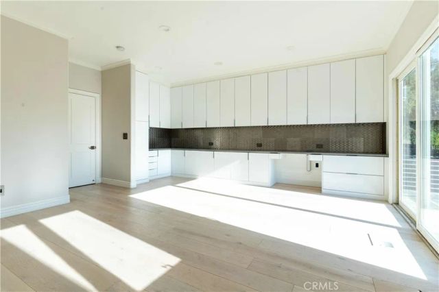 4918 Calvin Avenue, Tarzana, CA 91356