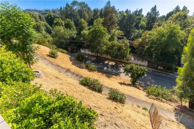 4918 Calvin Avenue, Tarzana, CA 91356