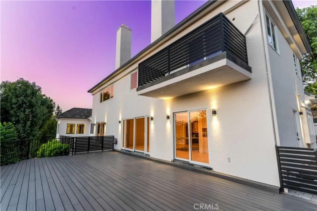 4918 Calvin Avenue, Tarzana, CA 91356