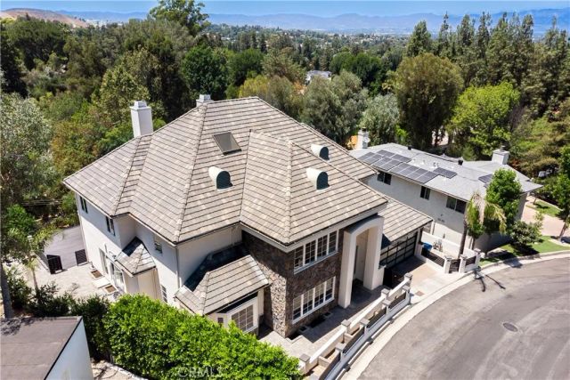 4918 Calvin Avenue, Tarzana, CA 91356